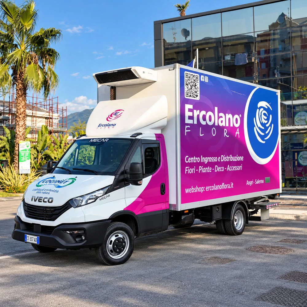 Refrigerated truck for transporting flowers and plants